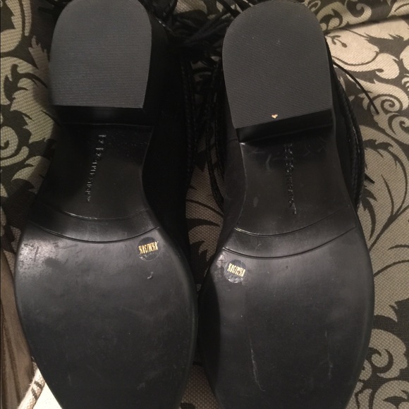 New never worn BCBG Black Ankle Boots - Picture 5 of 6